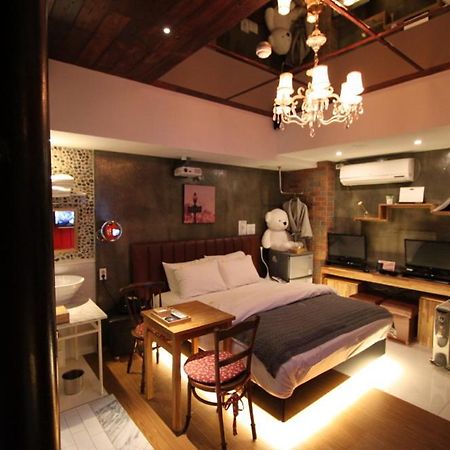 February Hotel Apsan Daegu Zewnętrze zdjęcie