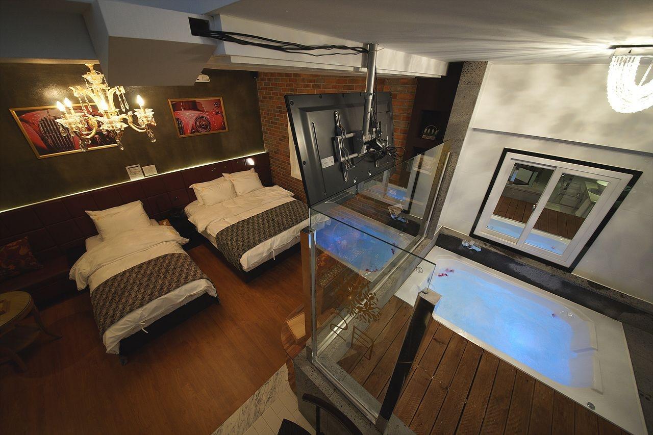 February Hotel Apsan Daegu Zewnętrze zdjęcie