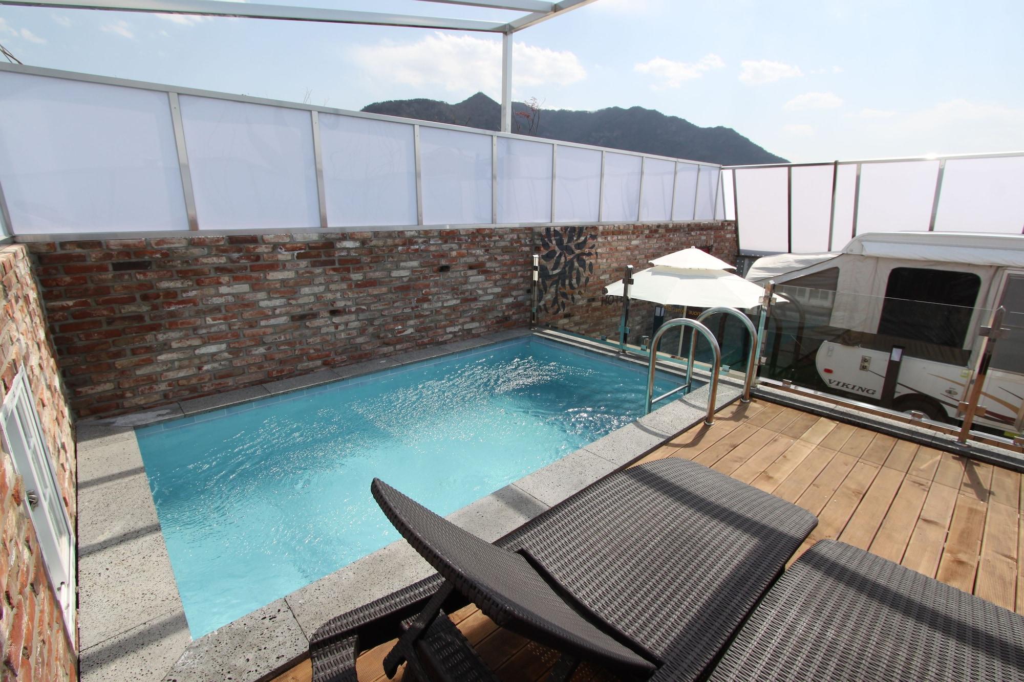 February Hotel Apsan Daegu Zewnętrze zdjęcie