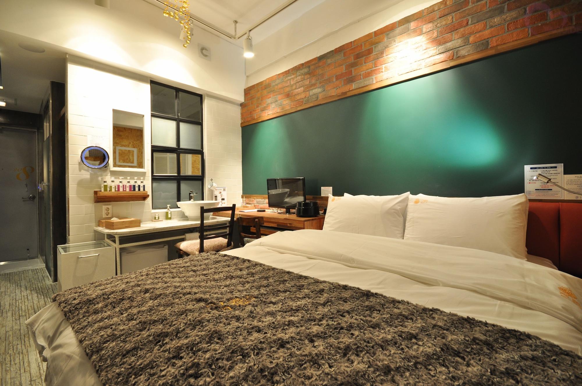 February Hotel Apsan Daegu Zewnętrze zdjęcie