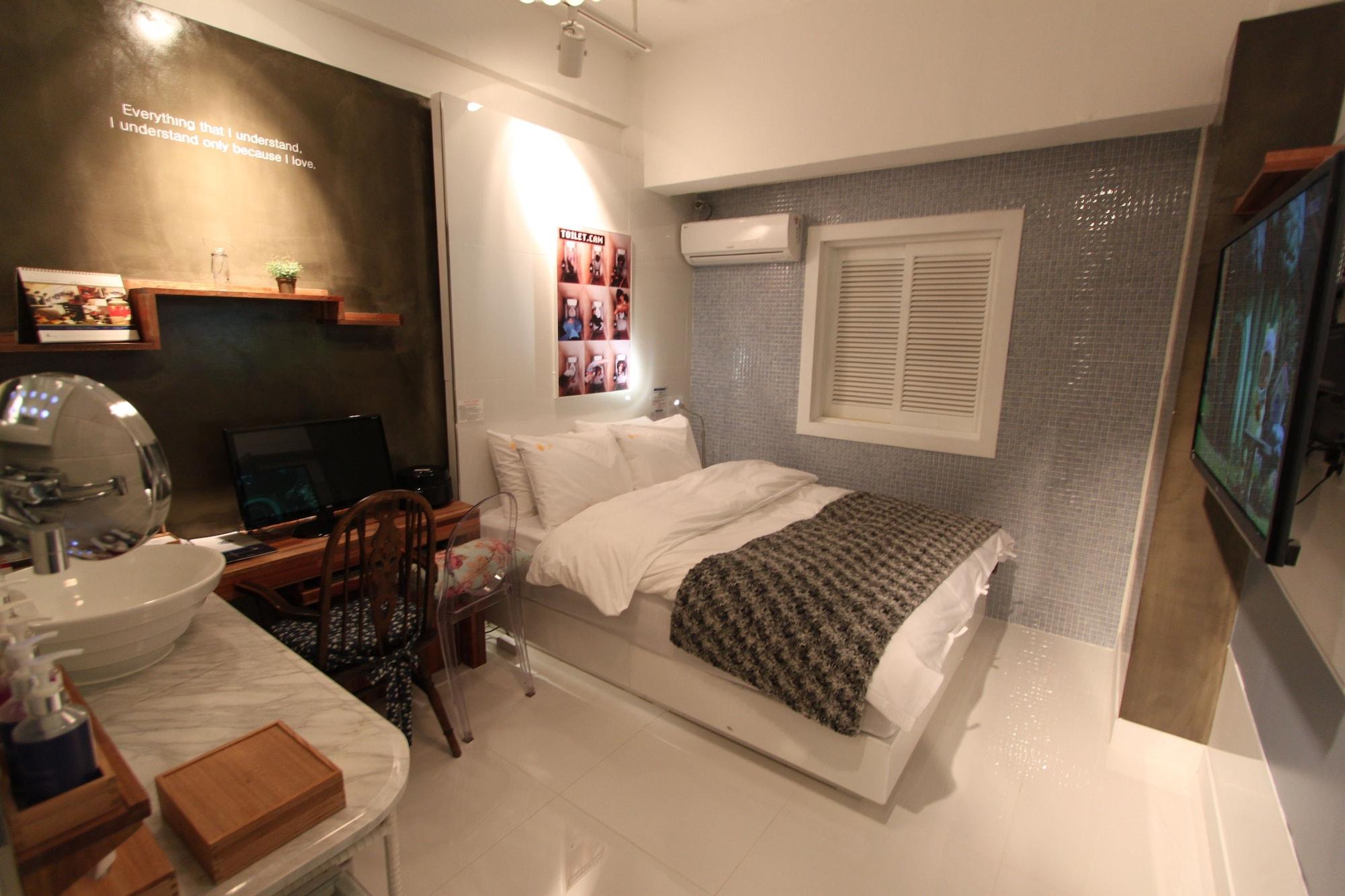 February Hotel Apsan Daegu Zewnętrze zdjęcie