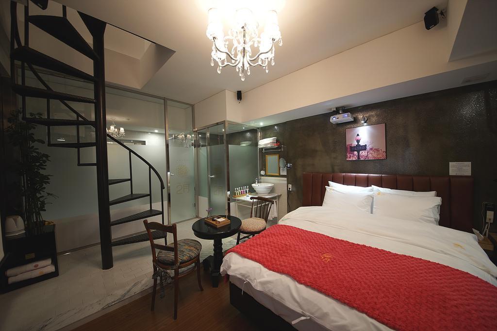 February Hotel Apsan Daegu Zewnętrze zdjęcie