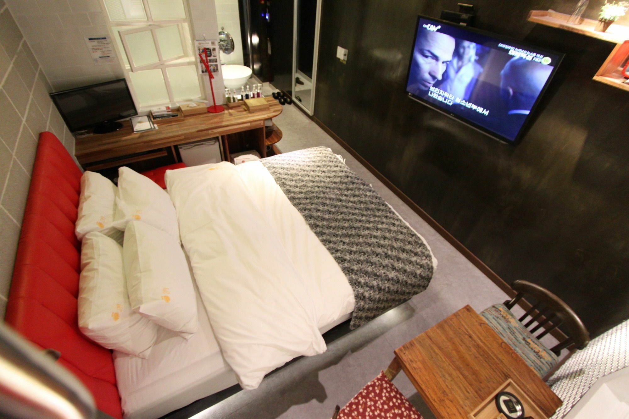 February Hotel Apsan Daegu Zewnętrze zdjęcie